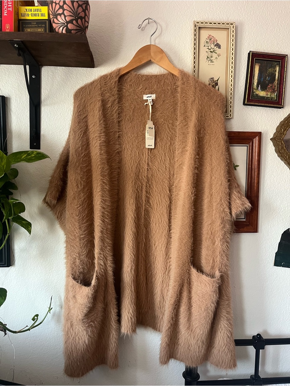 AERIE NWT Fuzzy Short Sleeve Open-Front Women's Sweater Cardigan - Camel - SOFT!